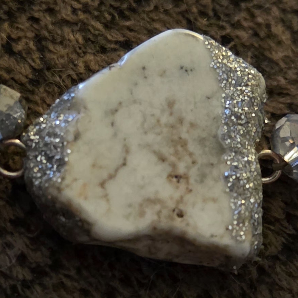 Howlite Beaded Stretch Bracelet With Druzy Accent Stone - Picture 3 of 5